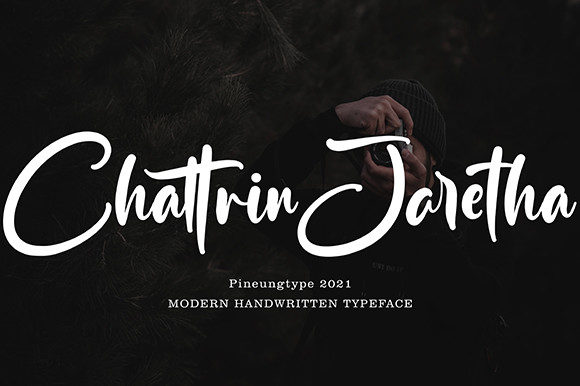 Chattrin Jaretha: A Handwritten Typeface for Digital Branding
